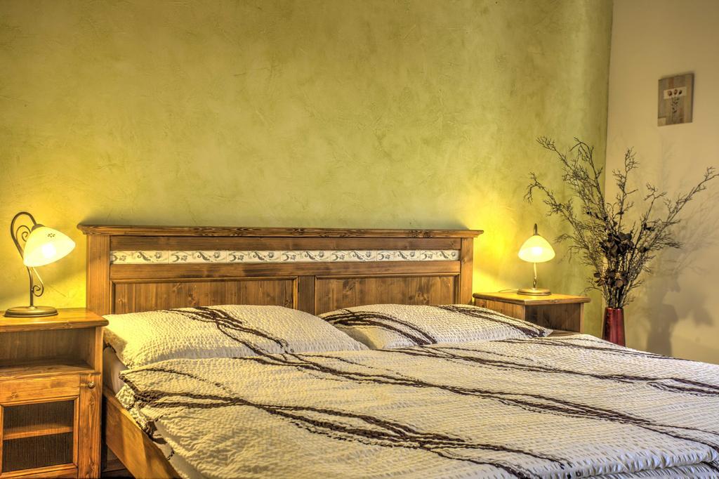 Penzion Grobsky Dvor Slovensky Grob Rom bilde